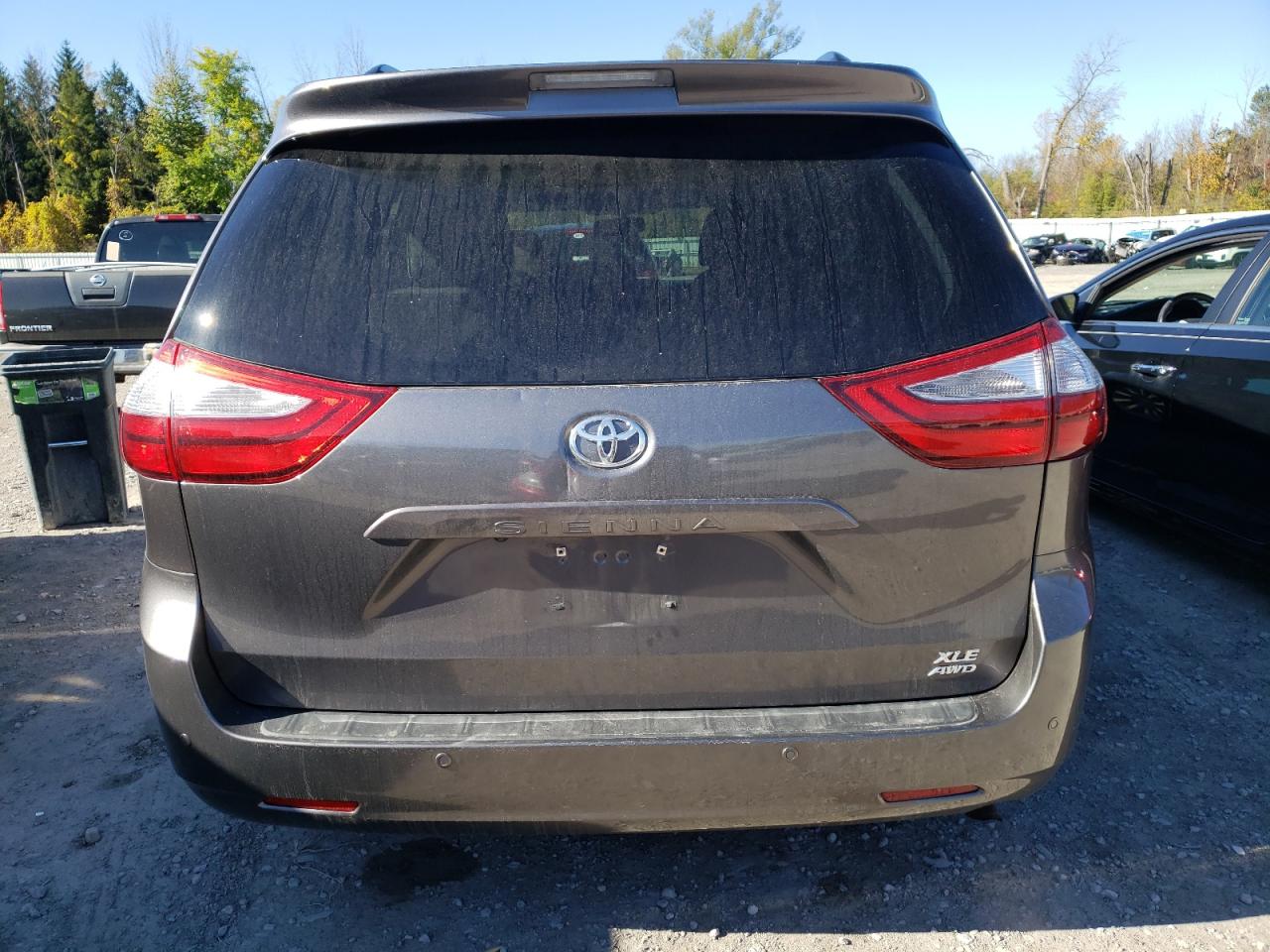 2015 TOYOTA Sienna xle VIN 5TDDK3DC0FS116970 photo 6