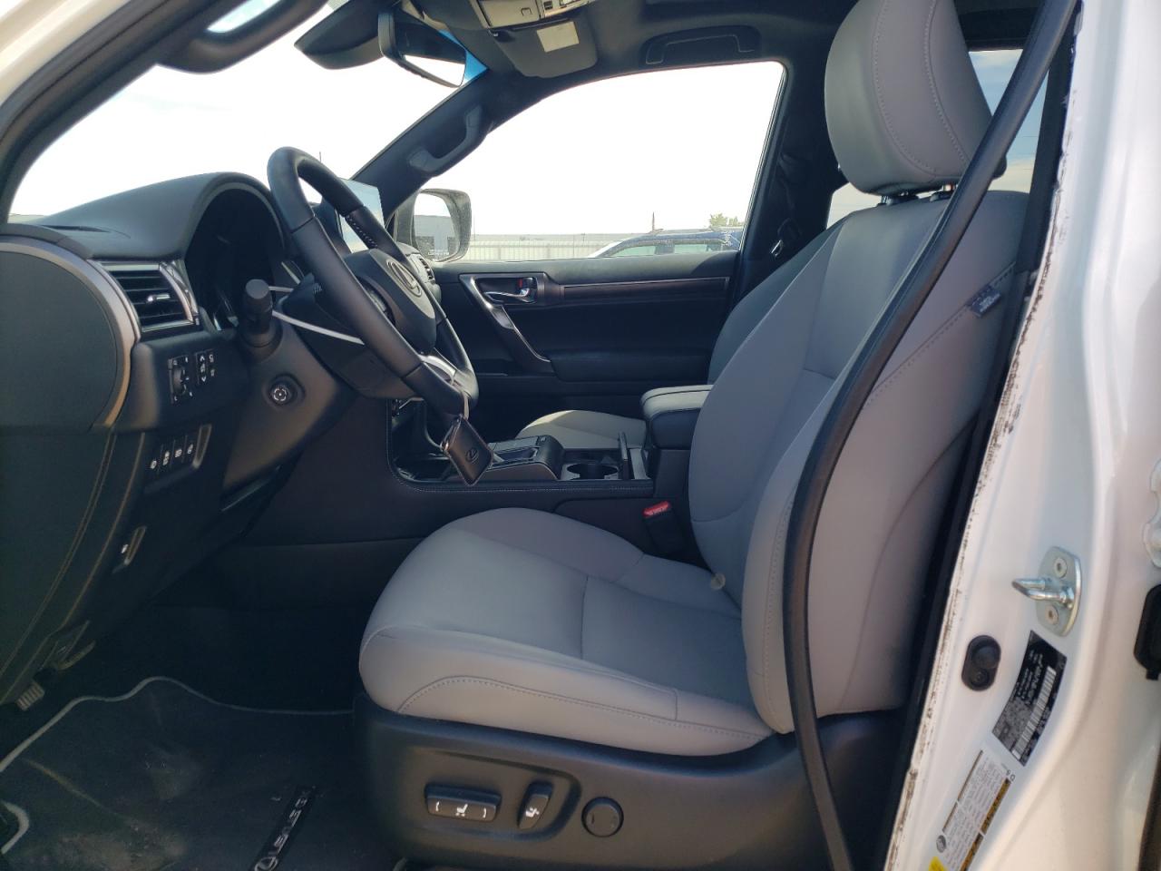 2023 LEXUS Gx VIN JTJSM7BX9P5344274 photo 7