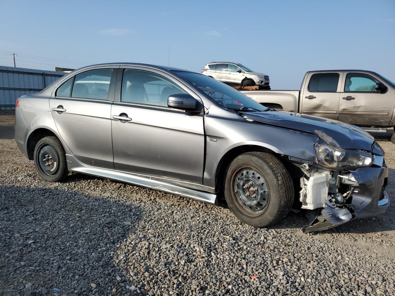 2017 Mitsubishi Lancer VIN JA32U2FU6HU008805 photo 4