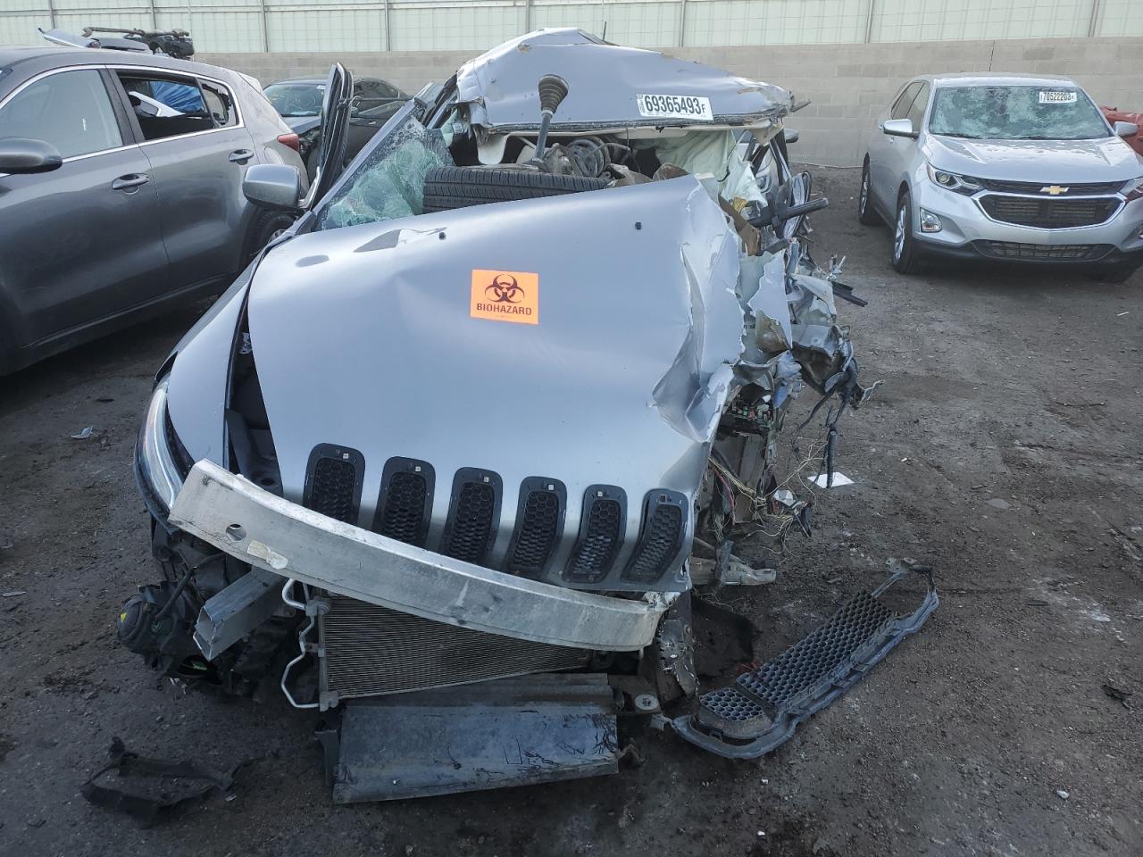 2018 JEEP Grand cherokee VIN 1C4PJLCB3JD557831 photo 5