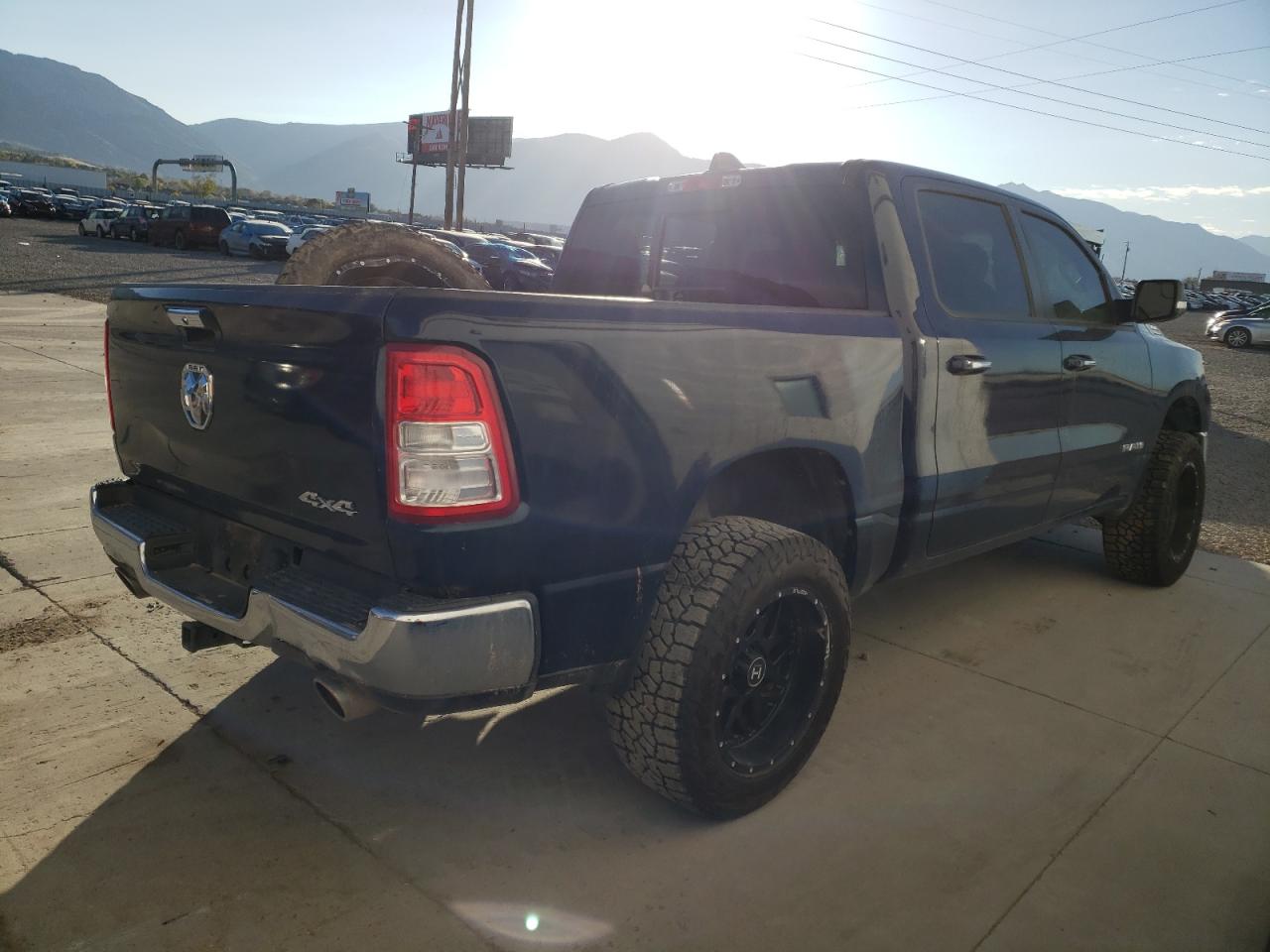 2020 RAM 1500 VIN 1C6SRFFT1LN126160 photo 3