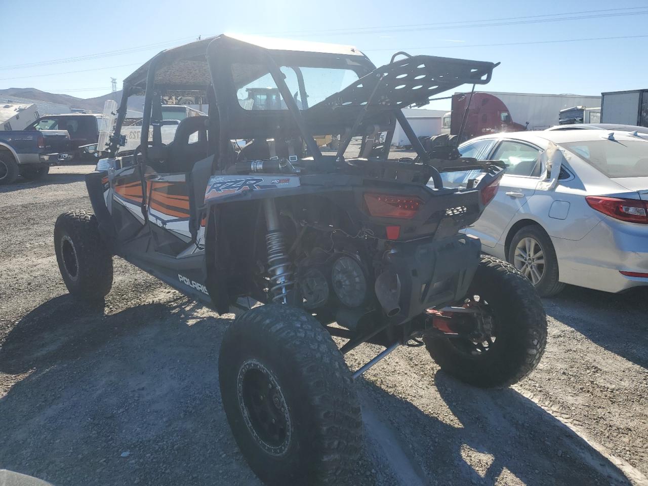 2018 POLARIS Rzr VIN 3NSVFE928JF412318 photo 3