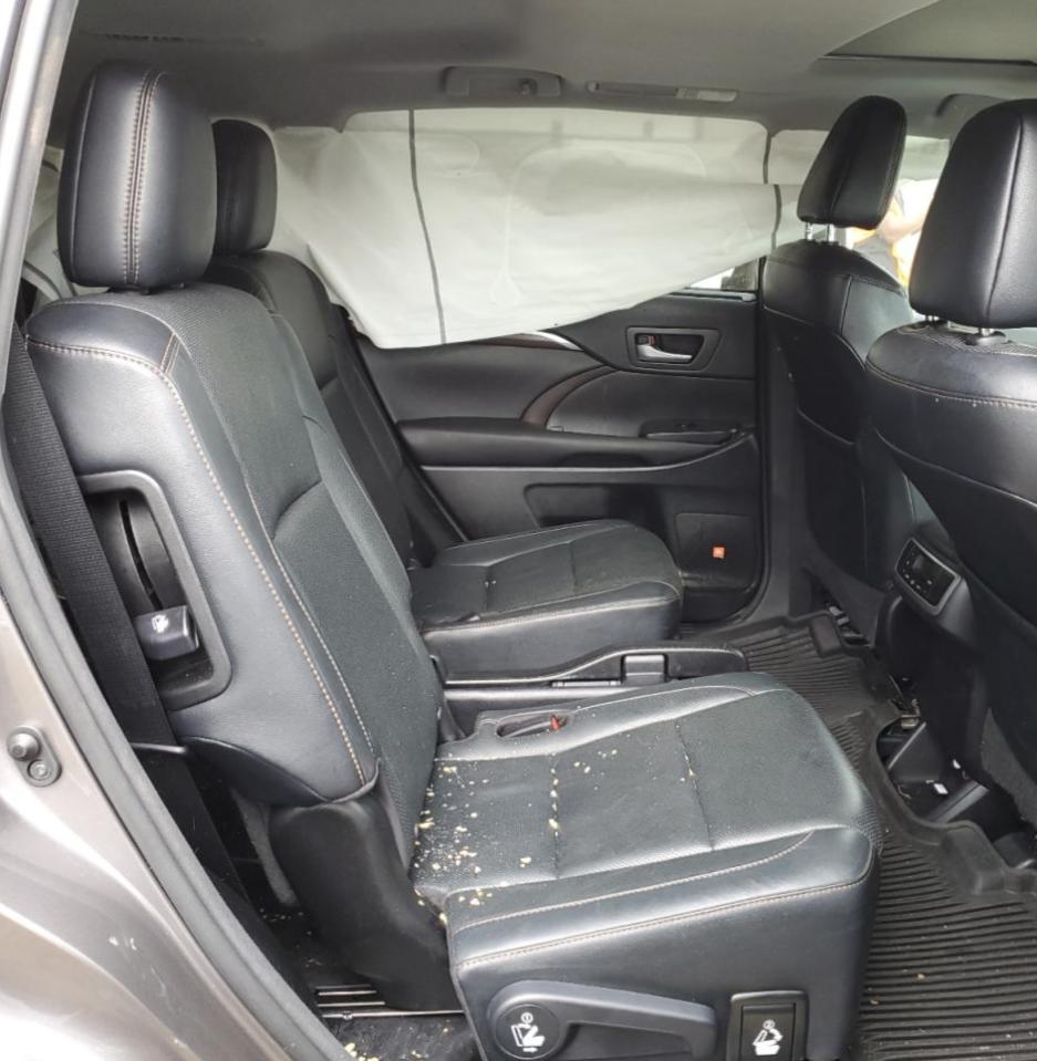2016 TOYOTA Highlander VIN 5TDDKRFH0GS336820 photo 10