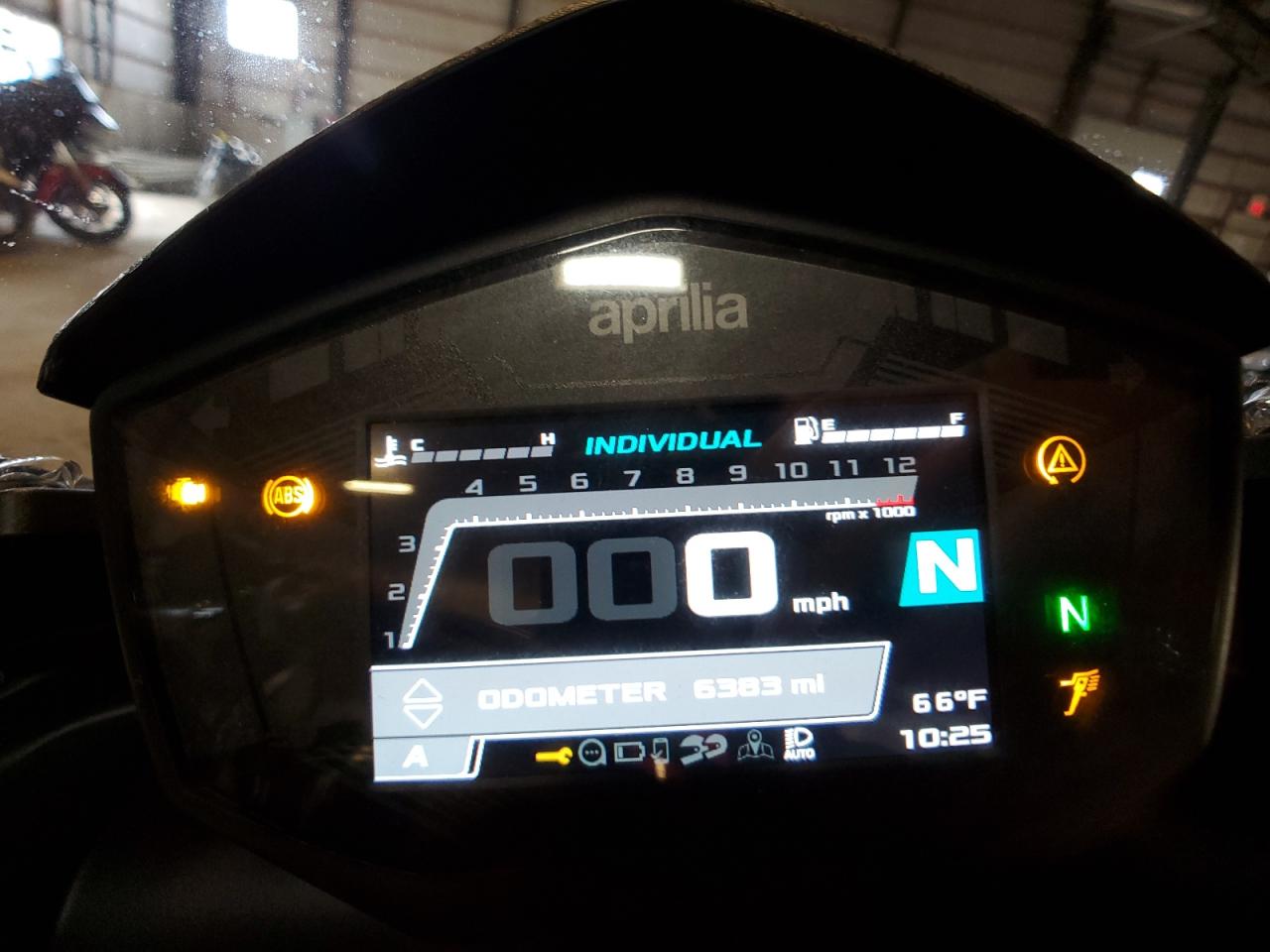 2021 APRILIA Tuono 660 VIN ZD4KSUE05MS000125 photo 8