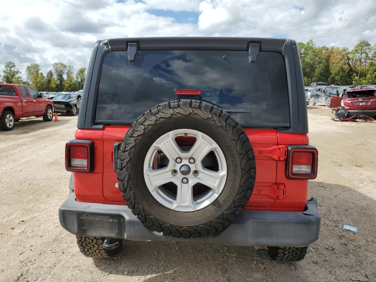 2019 JEEP Wrangler / VIN 1C4HJXDN4KW591626 photo 6