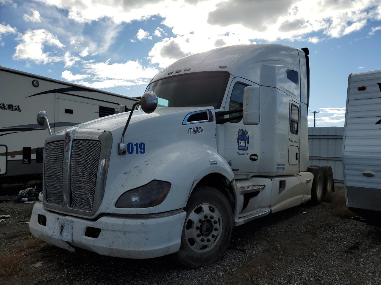 2017 KENWORTH All other VIN 1XKYDP9X0HJ144979 photo 2