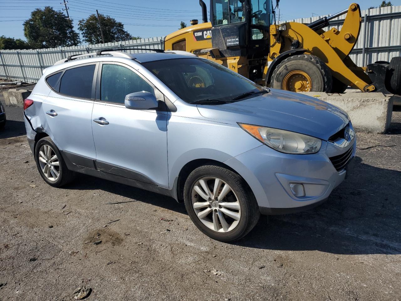 2013 HYUNDAI Tucson VIN KM8JU3AC5DU602874 photo 4