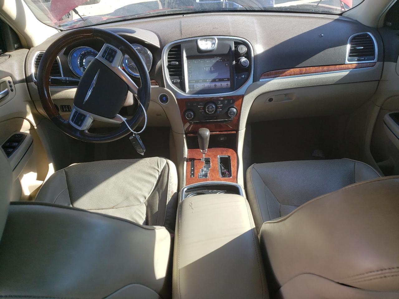 2011 Chrysler 300 VIN 2C3CA6CT7BH564640 photo 8