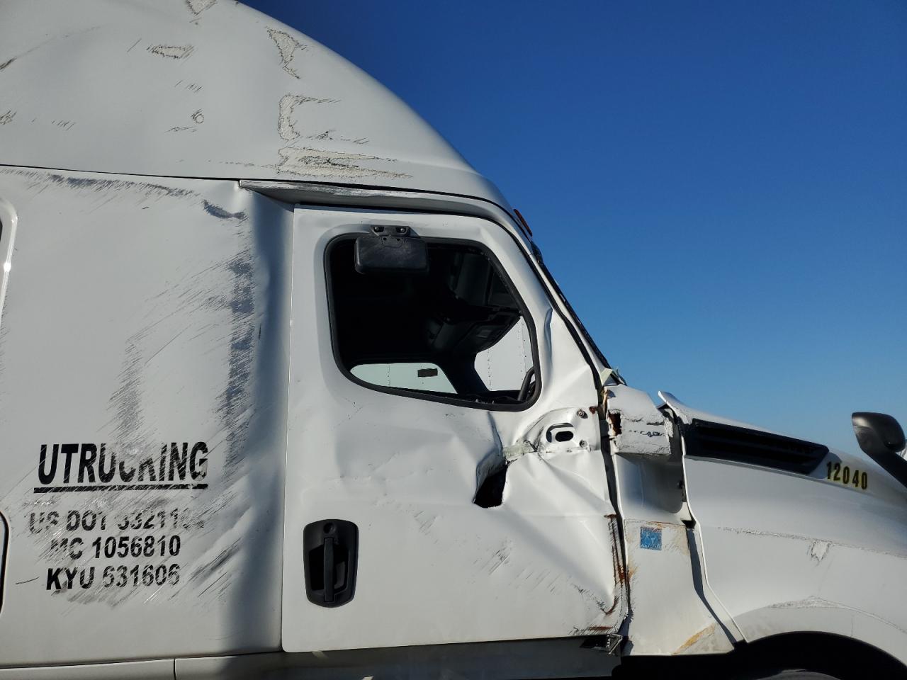 2020 FREIGHTLINER All other VIN 3AKJHHFG9LSLV3899 photo 9
