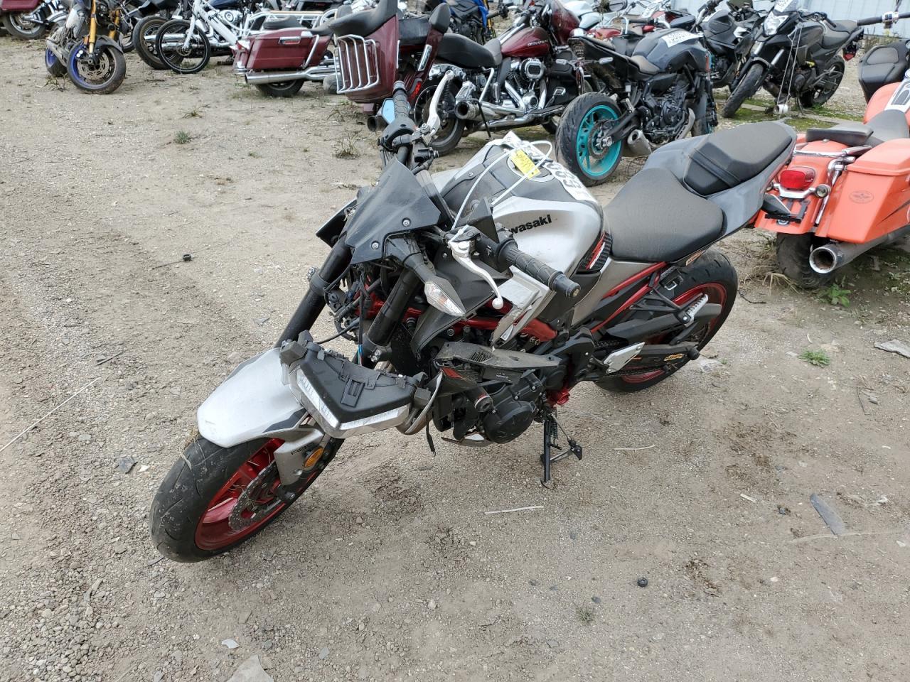 2023 KAWASAKI Zr900 VIN ML5ZRDF13PDA58379 photo 2