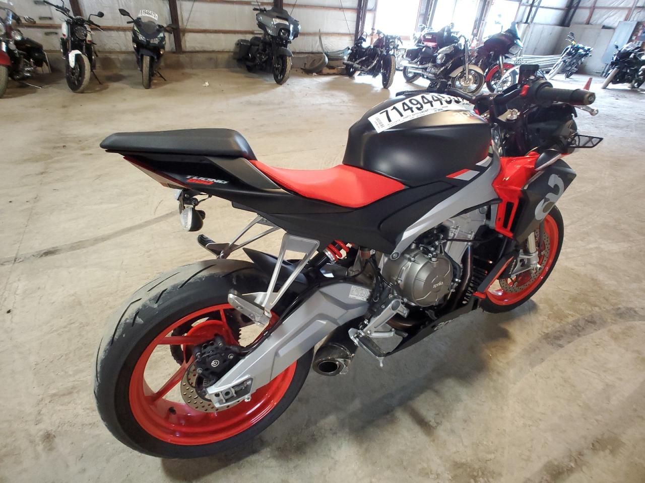 2021 APRILIA Tuono 660 VIN ZD4KSUE05MS000125 photo 4