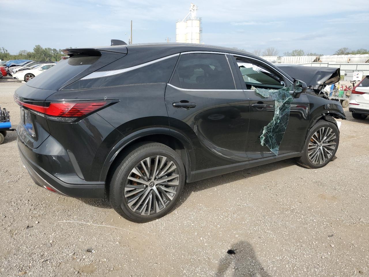 2023 Lexus Rx350 VIN 2T2BBMCA0PC005046 photo 3