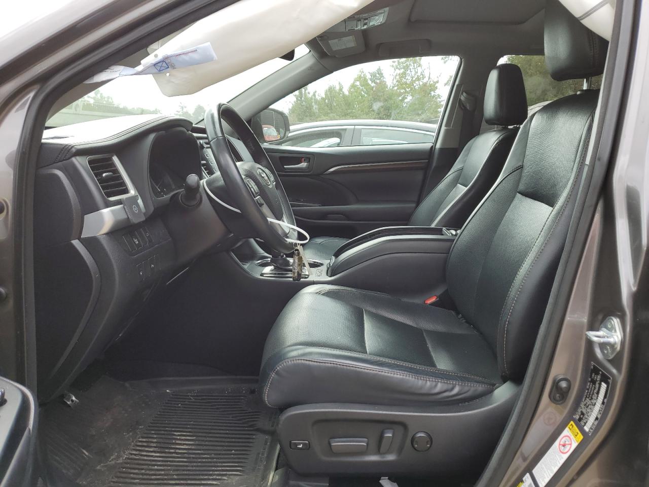 2016 TOYOTA Highlander VIN 5TDDKRFH0GS336820 photo 7