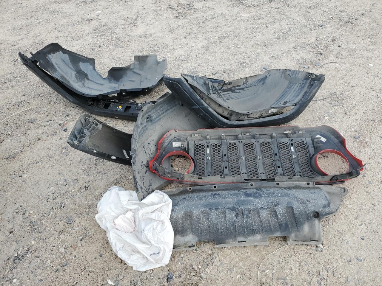 2019 JEEP Wrangler / VIN 1C4HJXDN4KW591626 photo 12