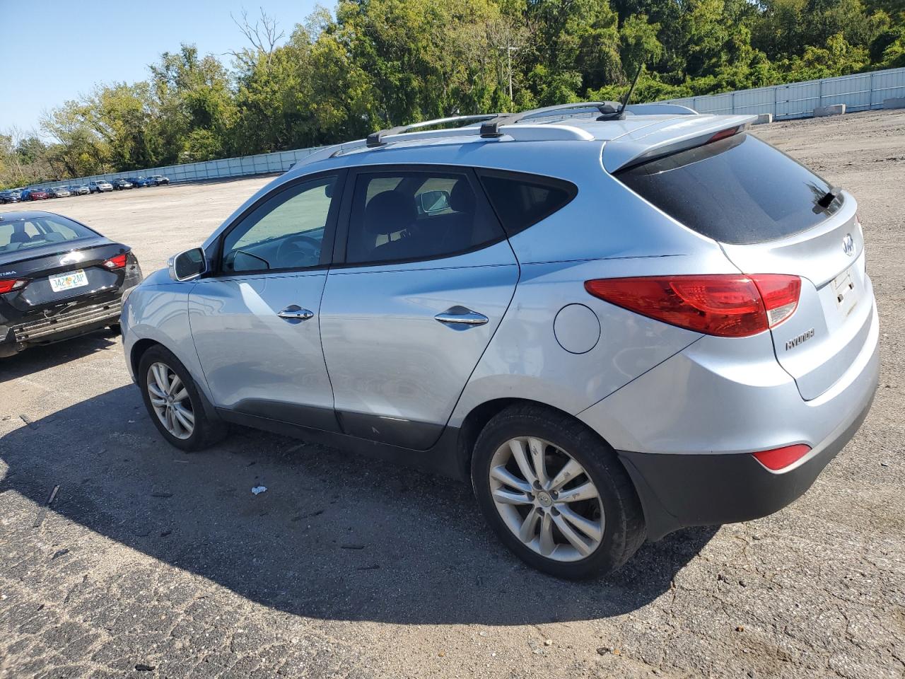 2013 HYUNDAI Tucson VIN KM8JU3AC5DU602874 photo 2