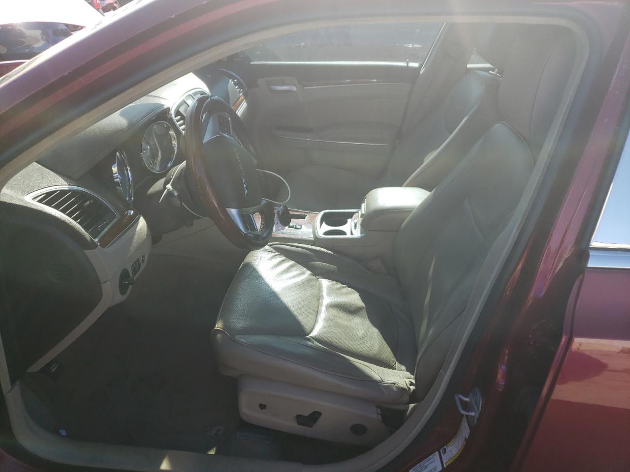 2011 Chrysler 300 VIN 2C3CA6CT7BH564640 photo 7