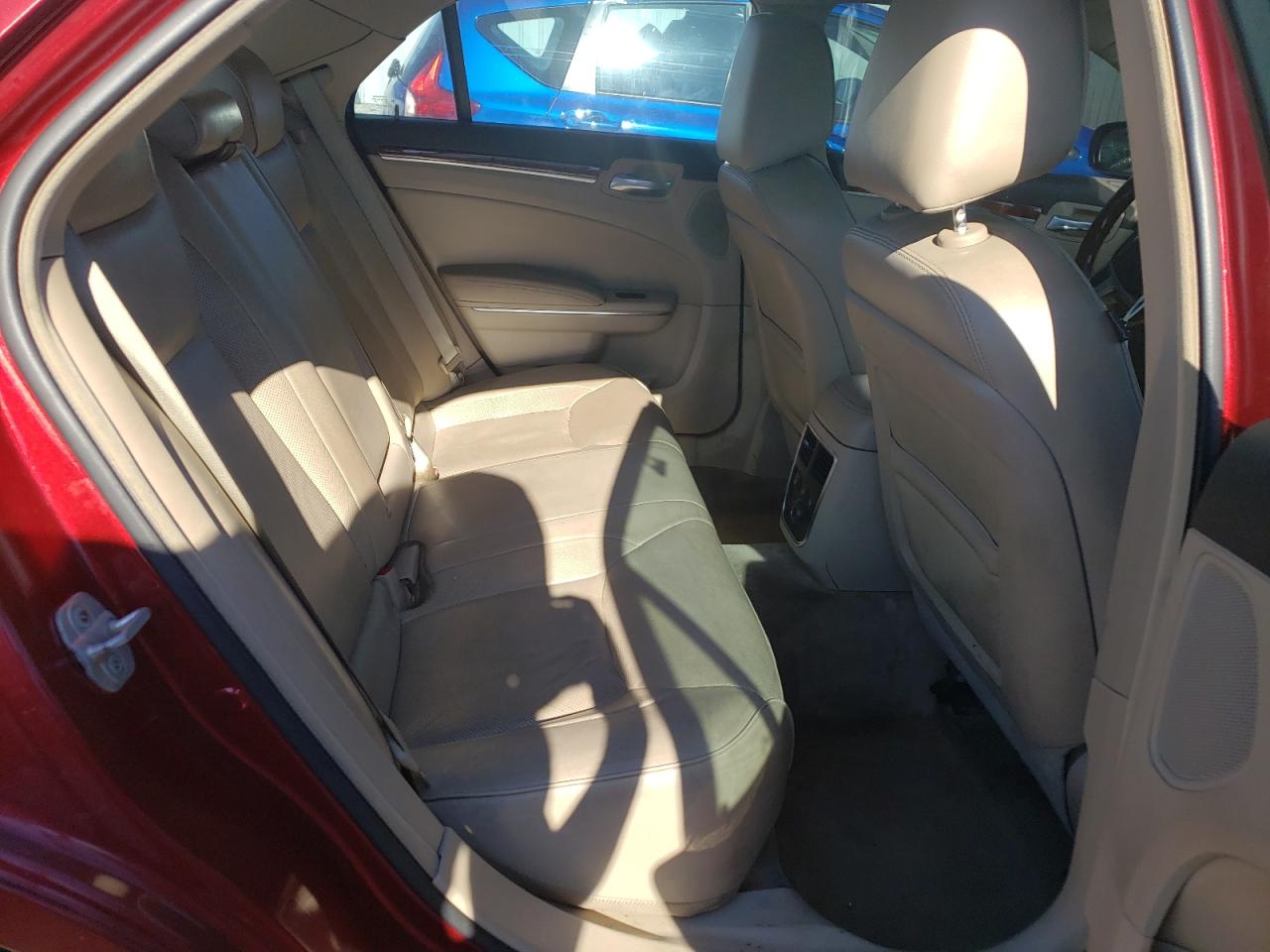 2011 Chrysler 300 VIN 2C3CA6CT7BH564640 photo 10