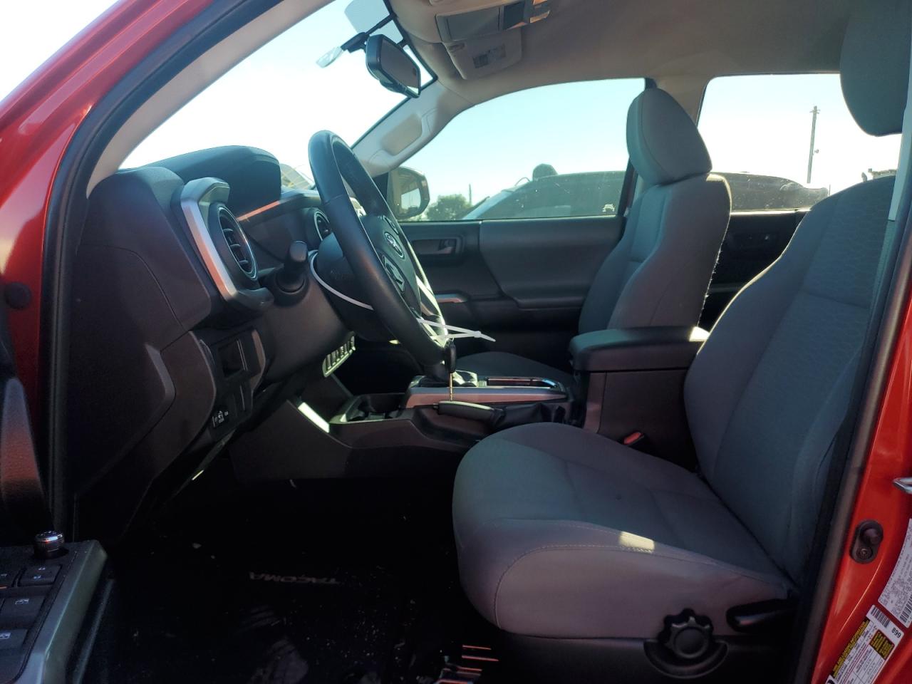 2017 TOYOTA Tacoma VIN 3TMAZ5CN5HM042297 photo 7