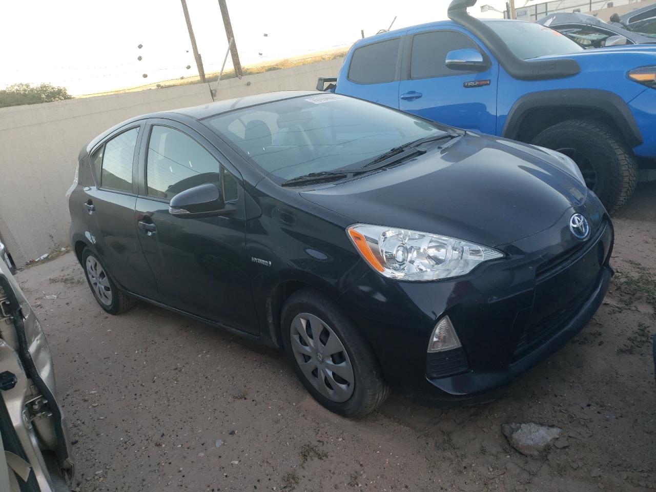 2013 TOYOTA Prius VIN JTDKDTB30D1552524 photo 4