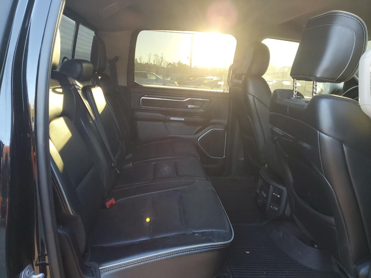 2021 RAM 1500 VIN 1C6SRFJT7MN626946 photo 10