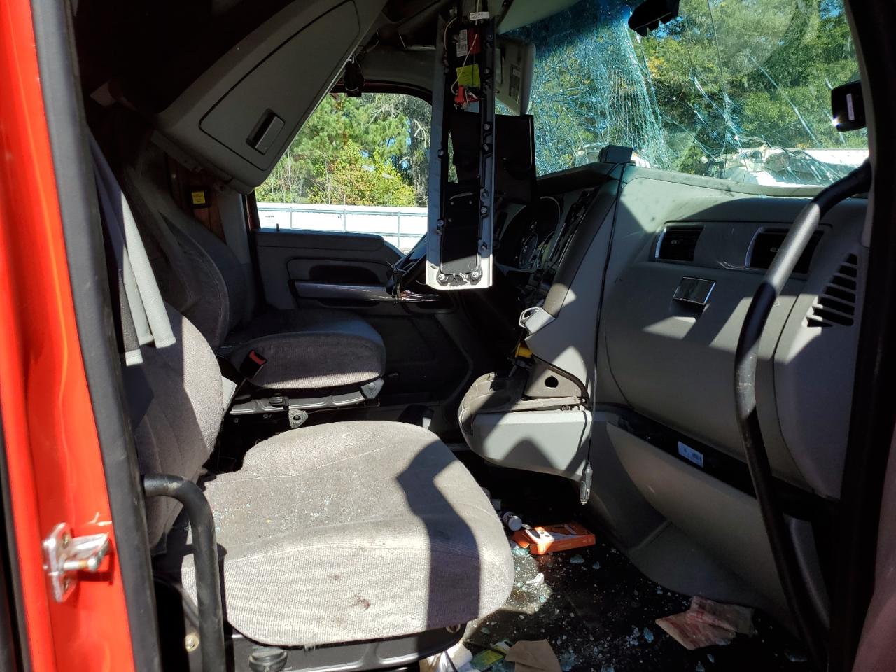 2019 KENWORTH CONSTRUCTION T680 VIN 1XKYD49X2KJ236830 photo 5