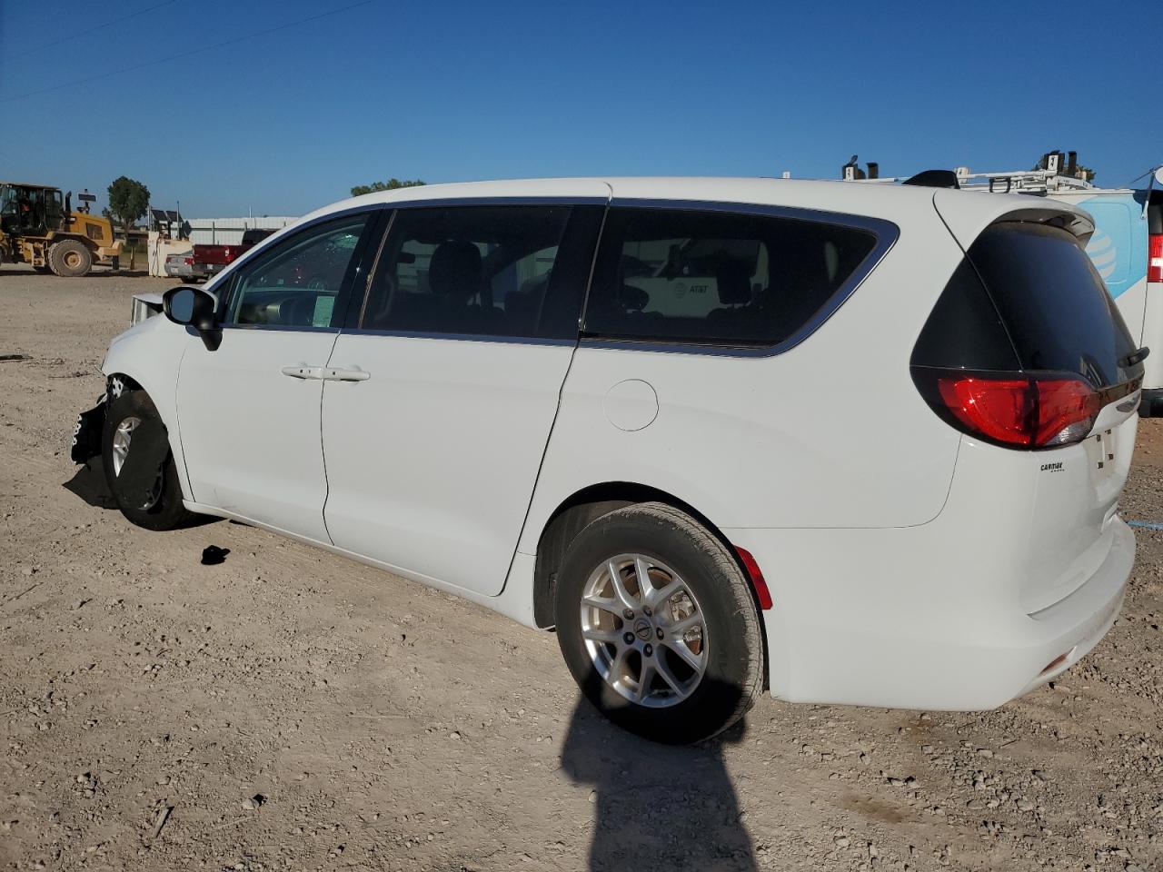 2022 CHRYSLER Minivan VIN 2C4RC1CG1NR104359 photo 2