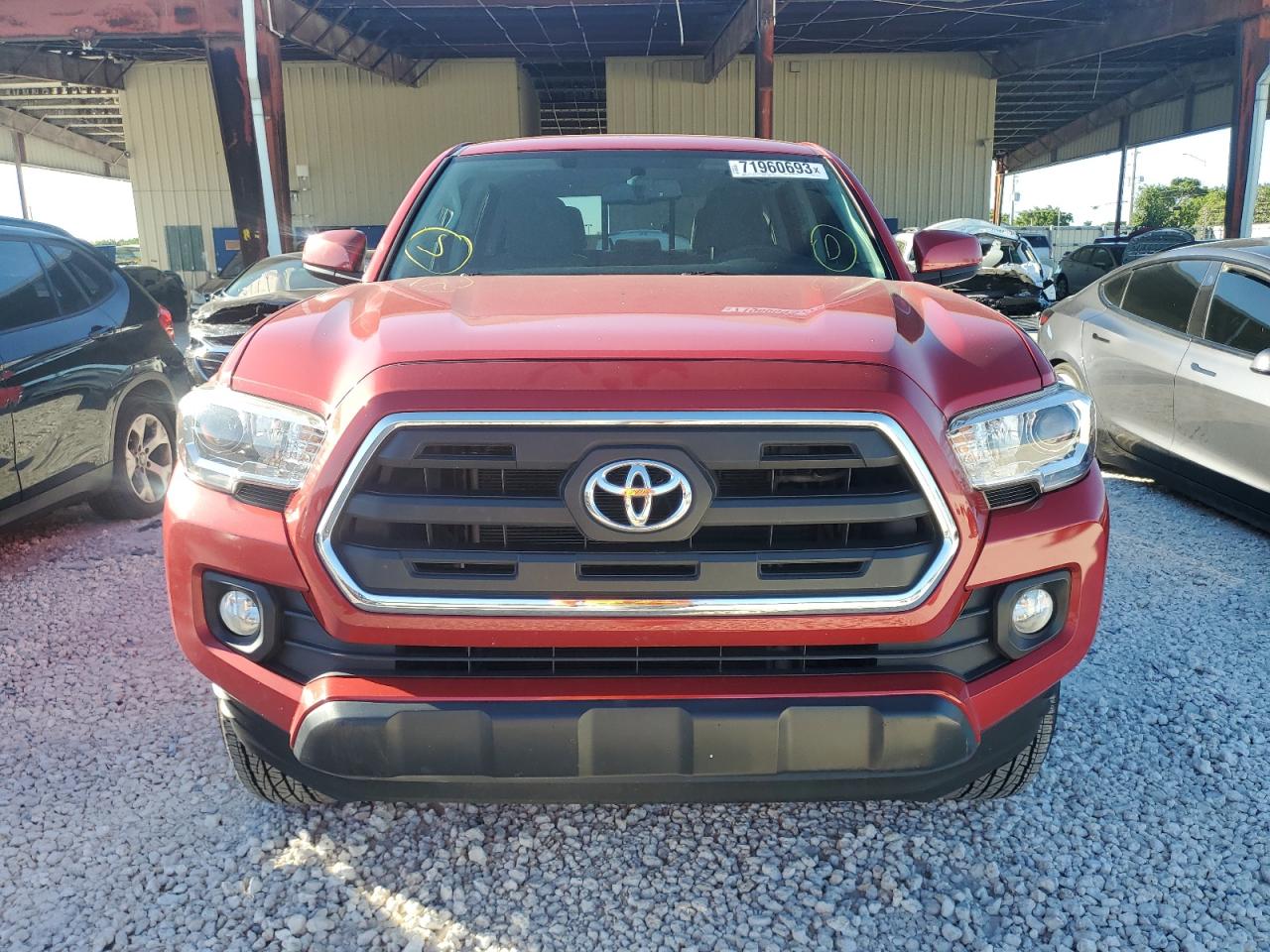 2017 TOYOTA Tacoma VIN 3TMAZ5CN5HM042297 photo 5