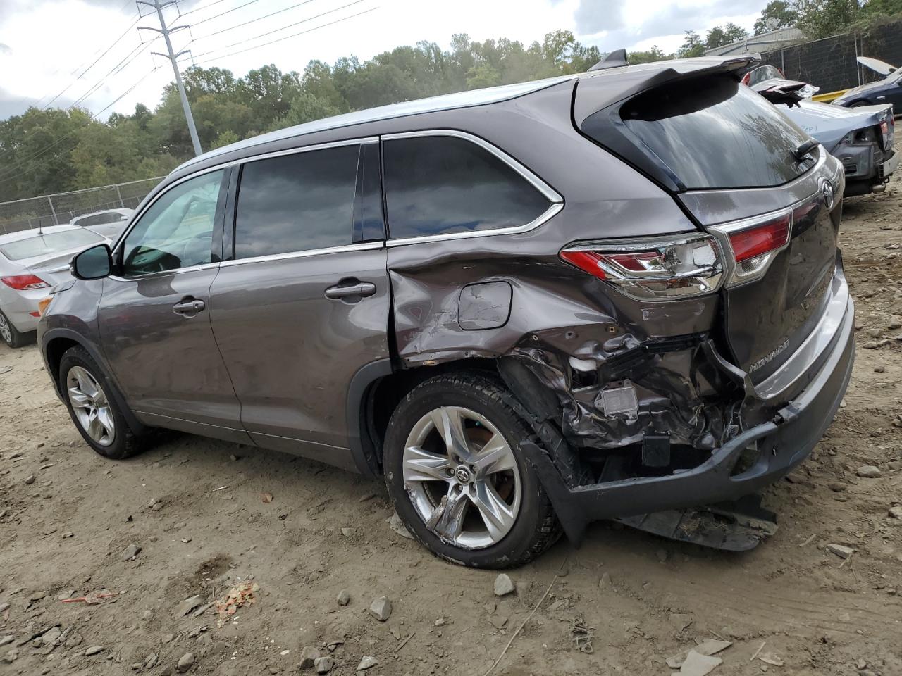 2016 TOYOTA Highlander VIN 5TDDKRFH0GS336820 photo 2
