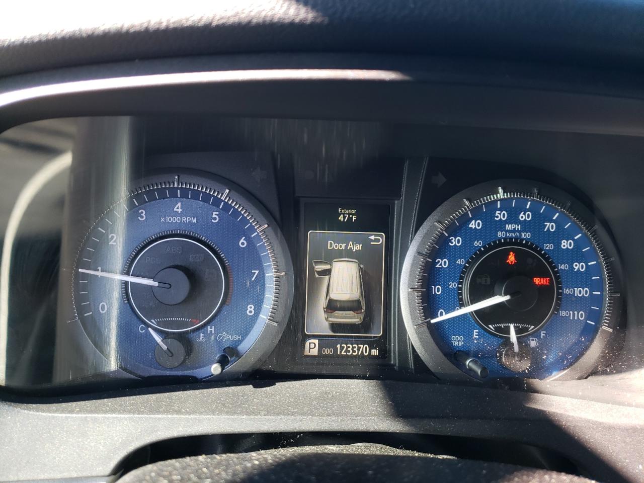 2015 TOYOTA Sienna xle VIN 5TDDK3DC0FS116970 photo 9