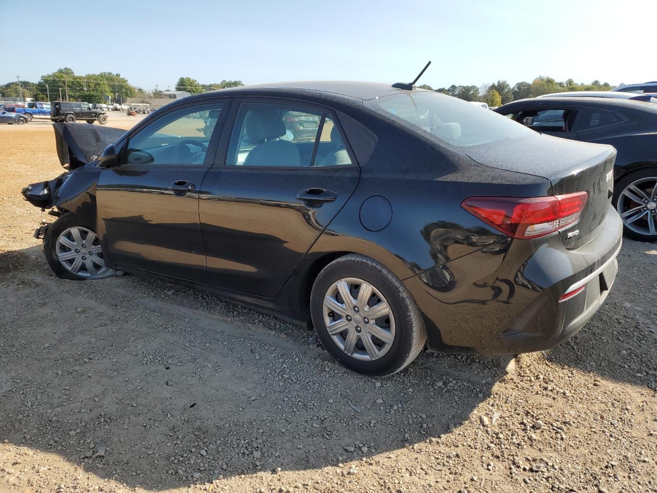 2023 Kia Rio VIN 3KPA24AD5PE557110 photo 2