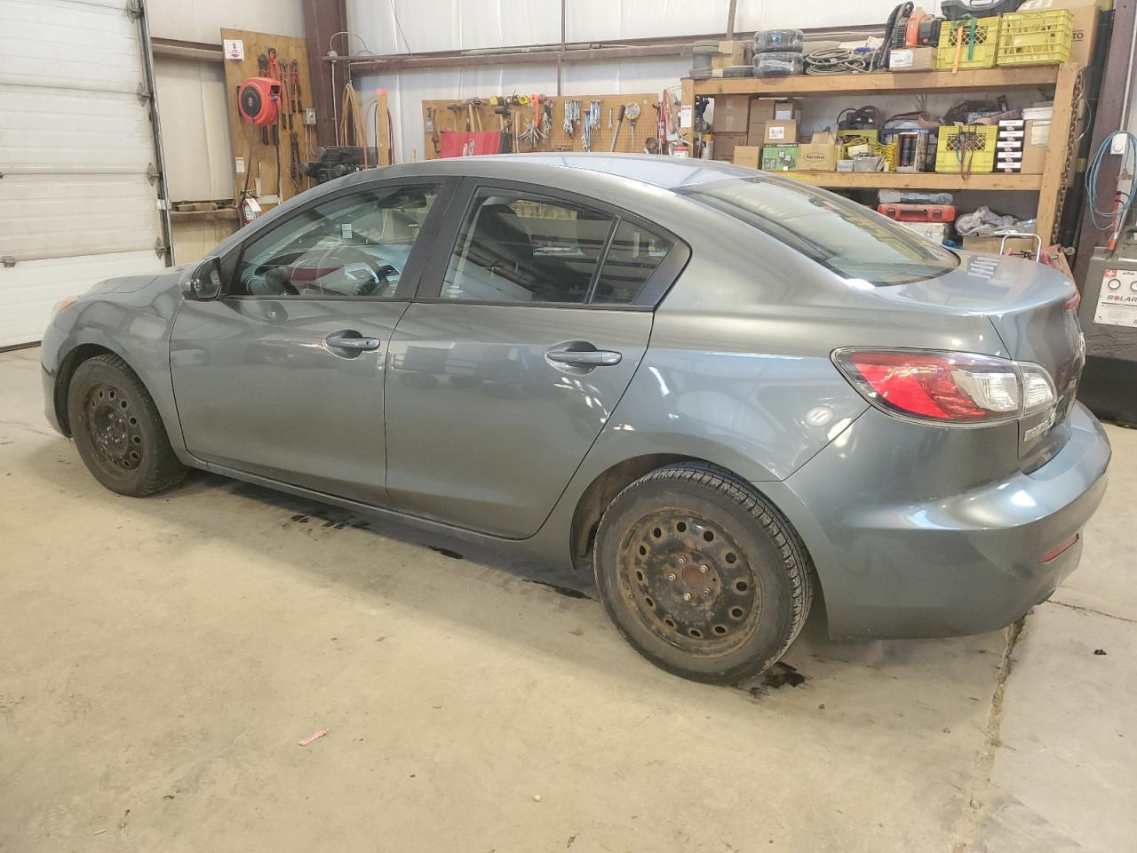 2012 MAZDA 3 VIN JM1BL1UF6C1667867 photo 2