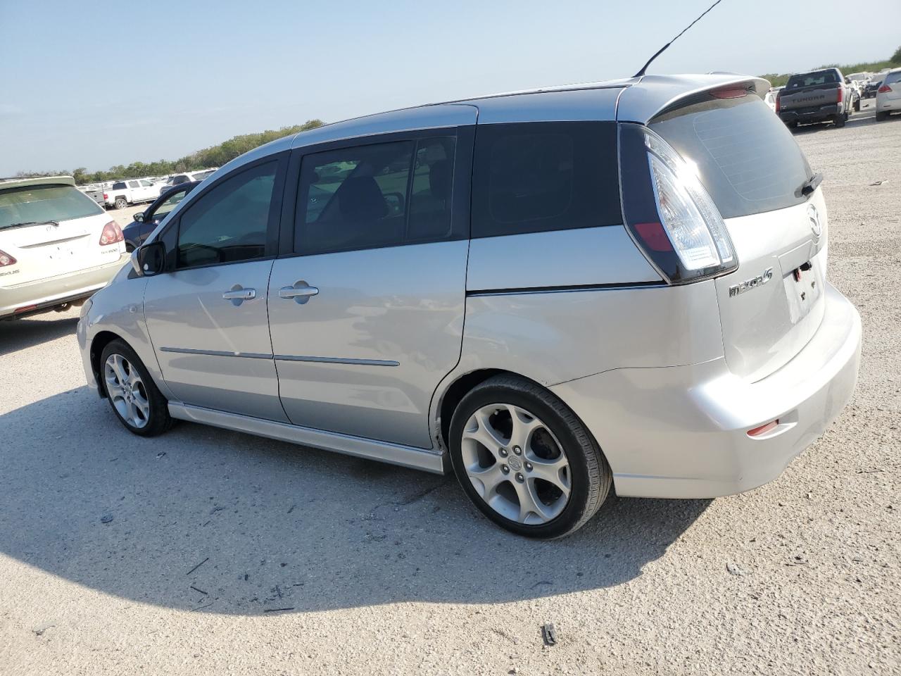 2009 Mazda 5 VIN JM1CR293890351716 photo 2