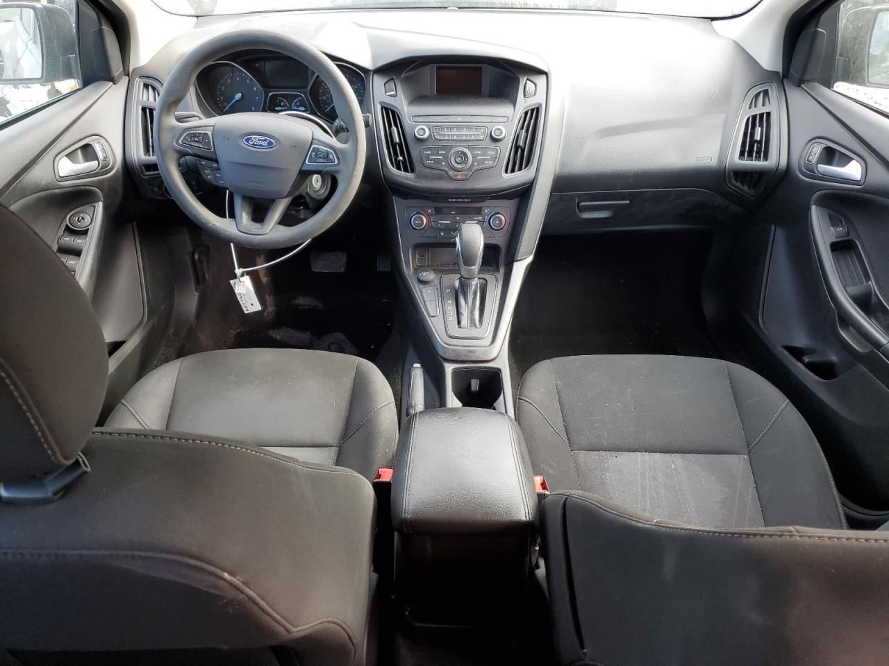 2018 Ford Focus VIN 1FADP3FE0JL229964 photo 8