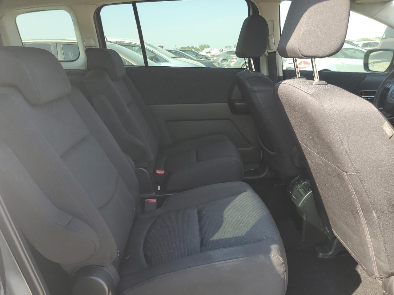 2009 Mazda 5 VIN JM1CR293890351716 photo 11