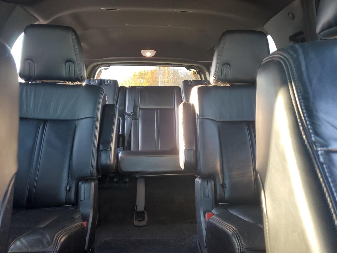 2016 Lincoln Navigator VIN 5LMJJ3JT5GEL08122 photo 10