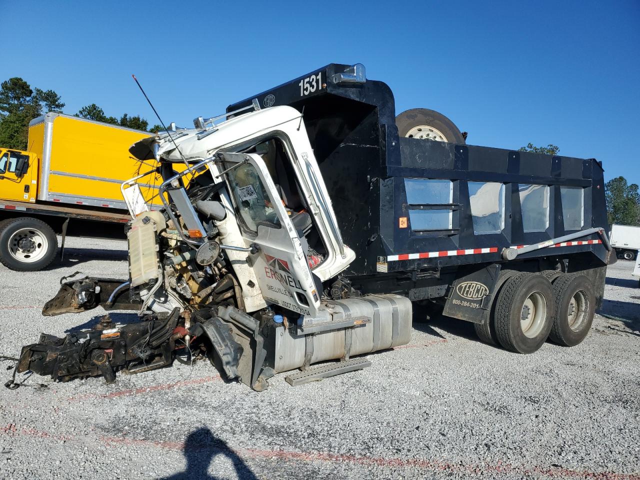 2024 MACK All models VIN 1M2GR2GC3RM039571 photo 2