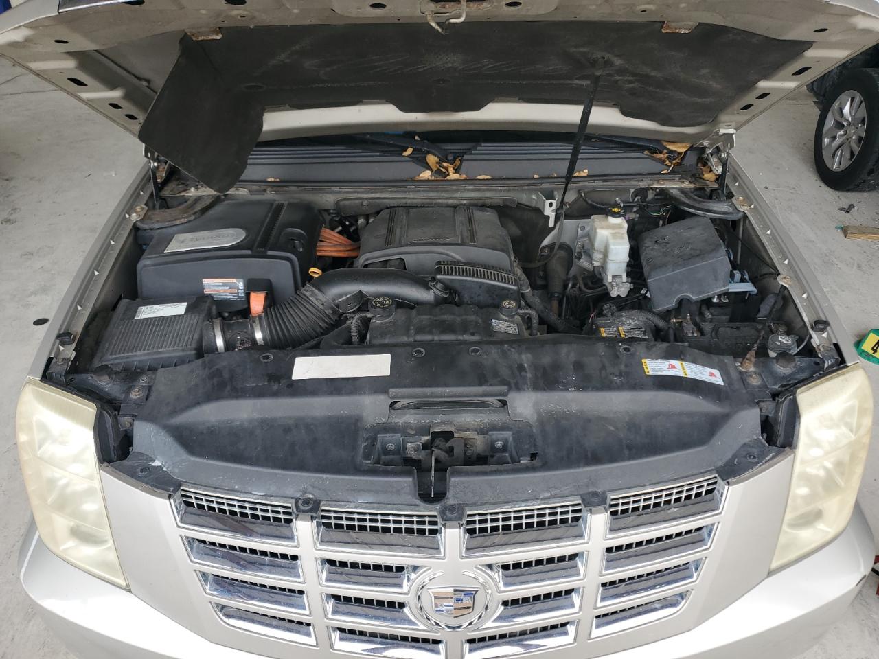 2009 Cadillac Escalade VIN 1GYFC43569R122428 photo 12