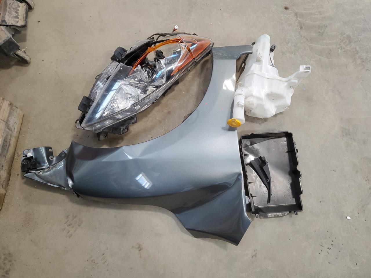 2012 MAZDA 3 VIN JM1BL1UF6C1667867 photo 12