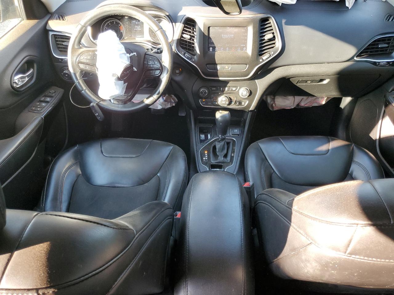 2019 Jeep Grand cher VIN 1C4PJLLB6KD296650 photo 8