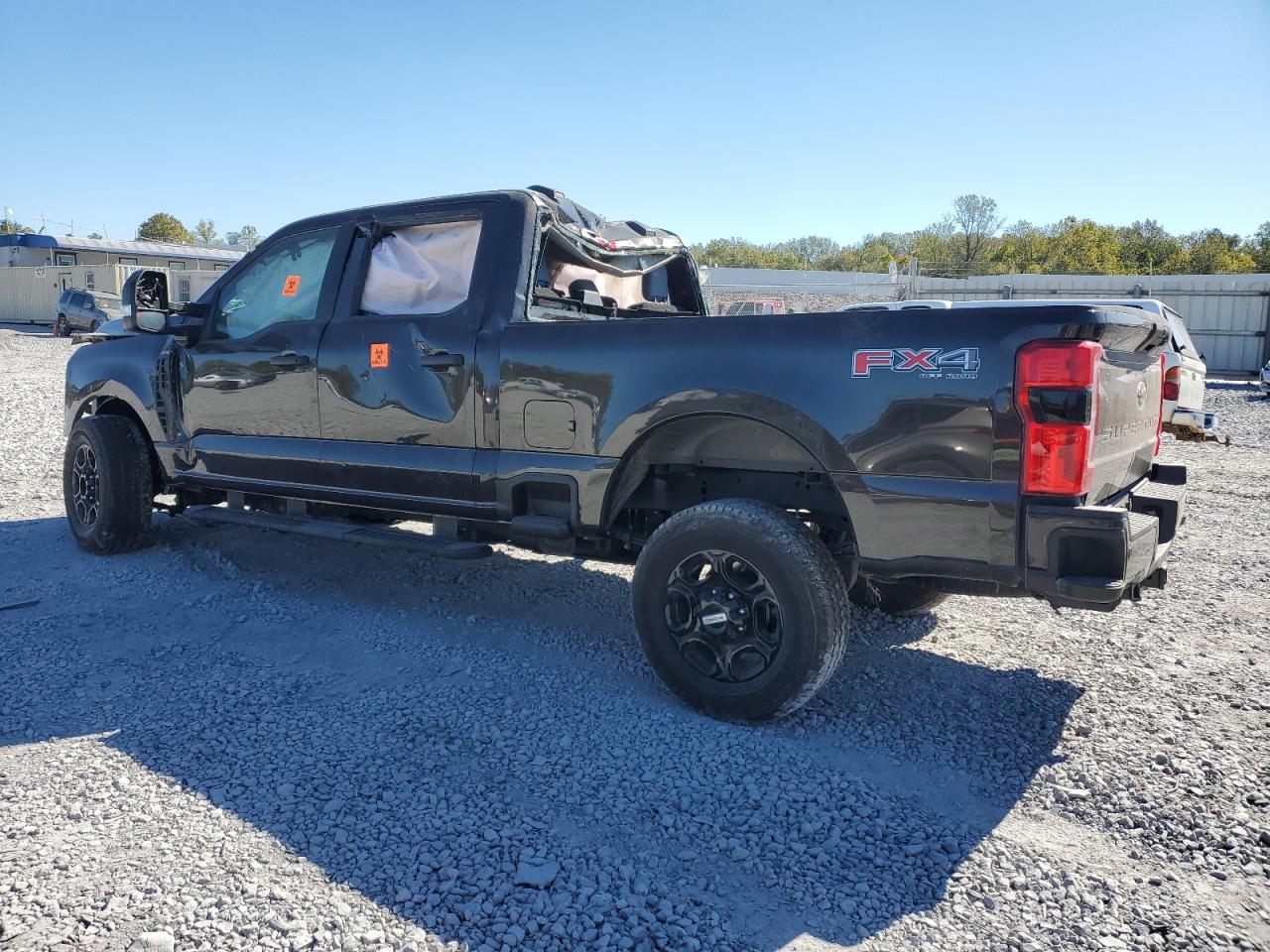 2024 Ford F250 VIN 1FT8W2BA7RED43438 photo 2