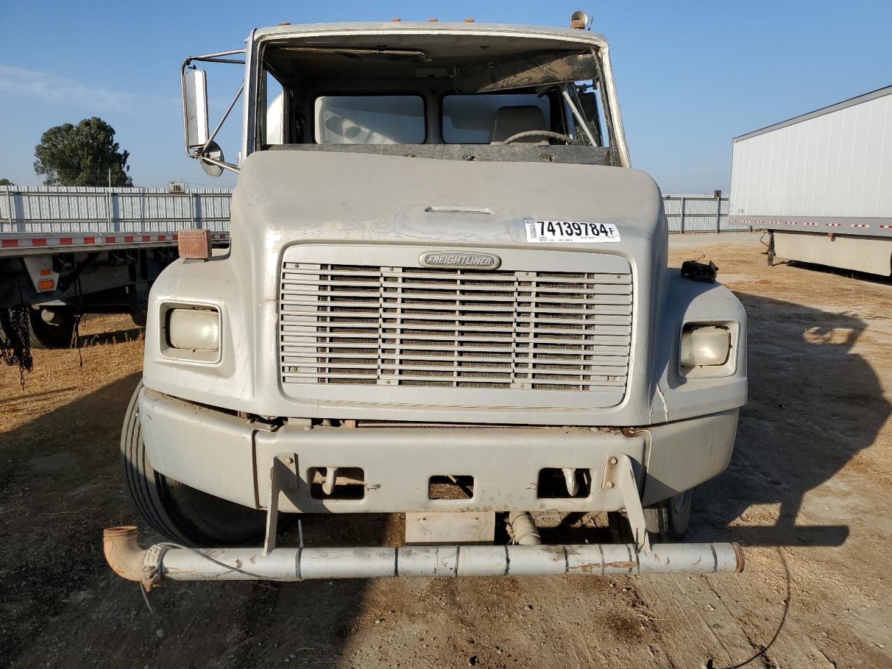 2000 FREIGHTLINER All other VIN 1FV6HLBA0YHG76334 photo 5