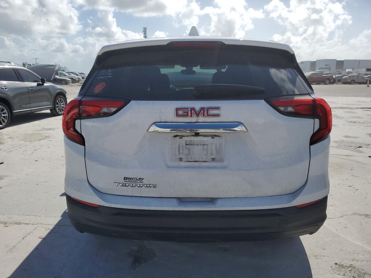 2020 GMC Terrain VIN 3GKALMEV2LL144409 photo 6