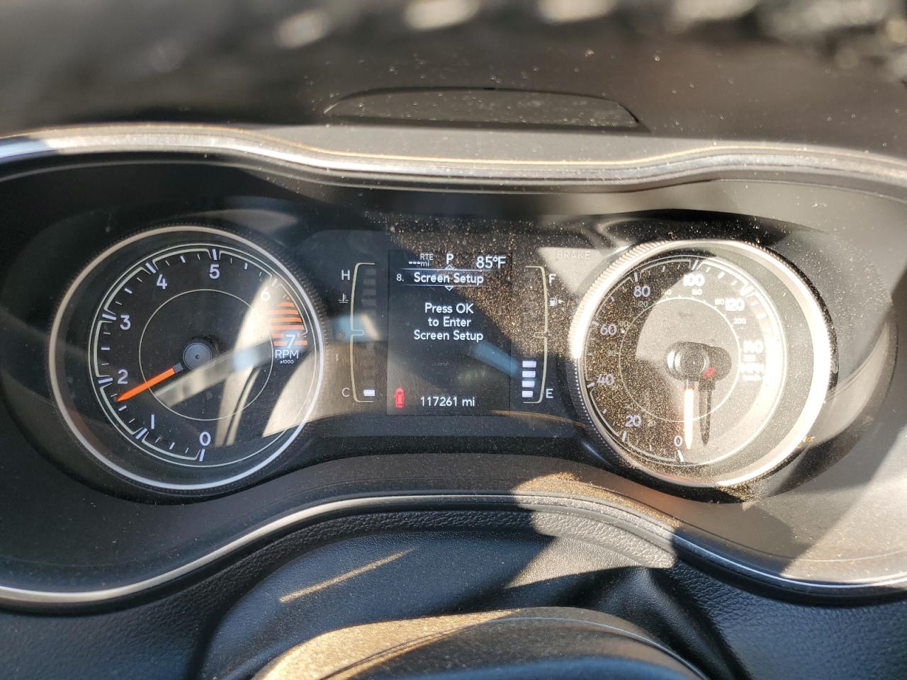 2019 Jeep Grand cher VIN 1C4PJLLB6KD296650 photo 9