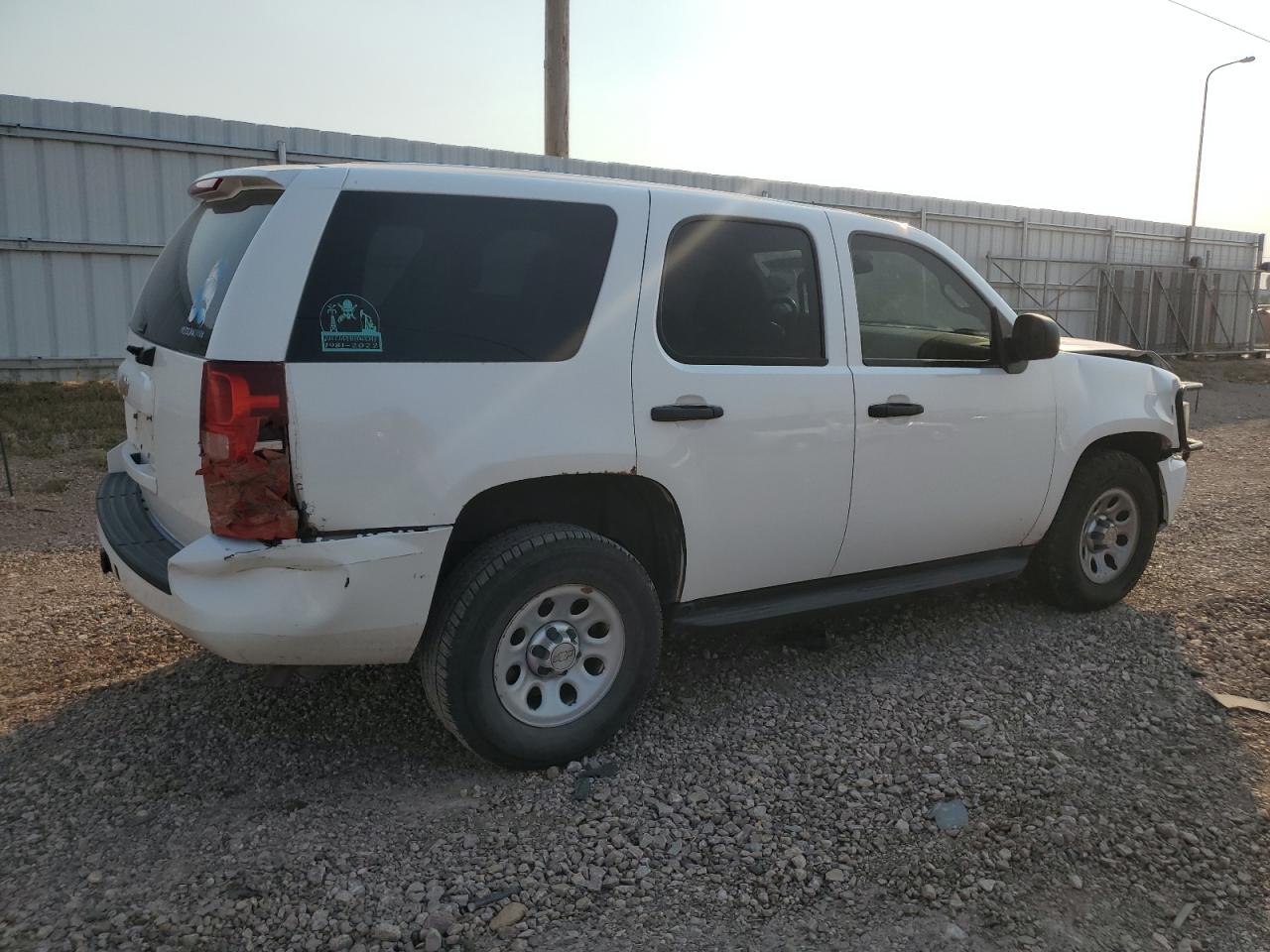 2014 Chevrolet Tahoe VIN 1GNSK2E04ER173716 photo 3