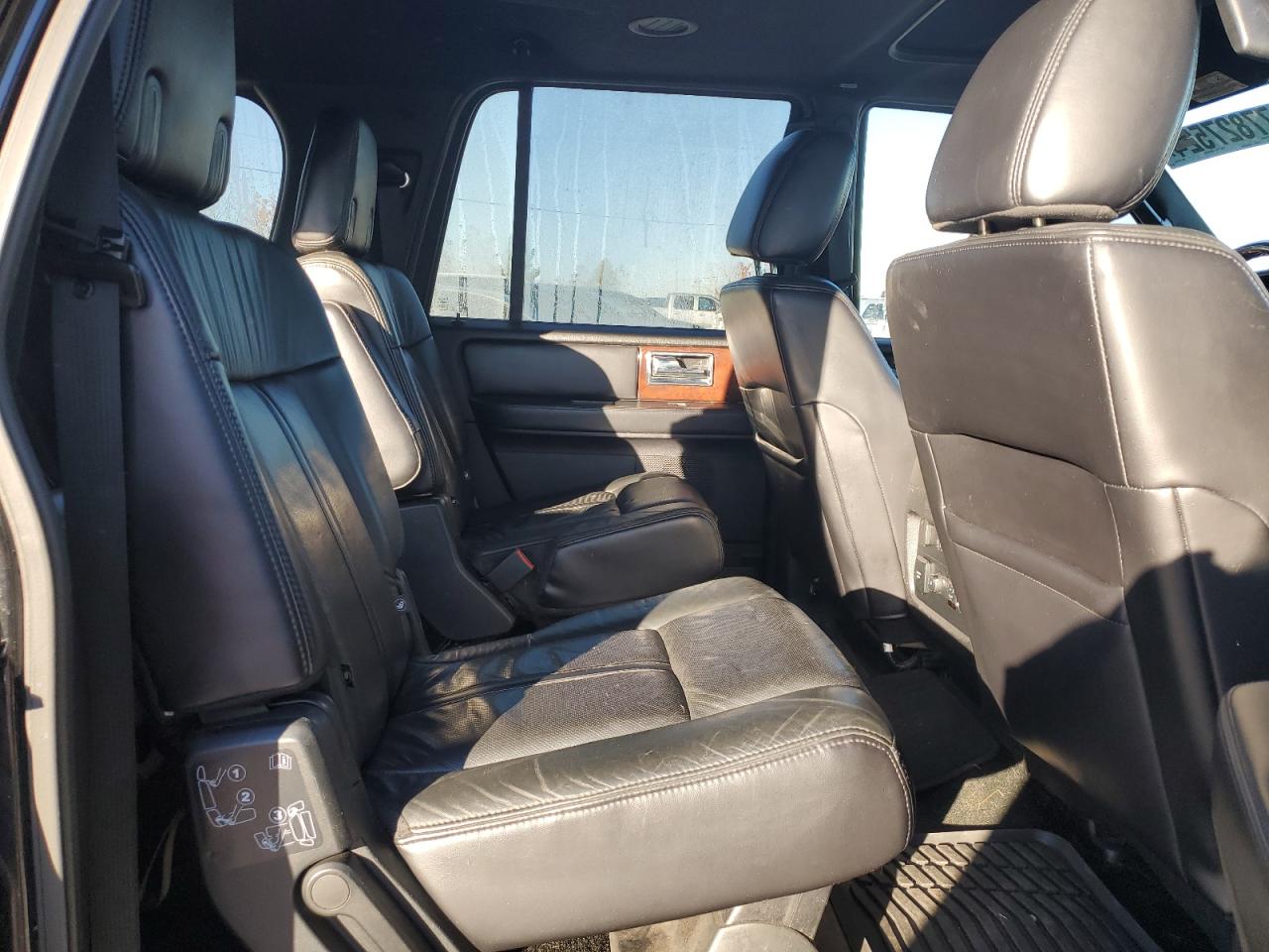 2016 Lincoln Navigator VIN 5LMJJ3JT5GEL08122 photo 11
