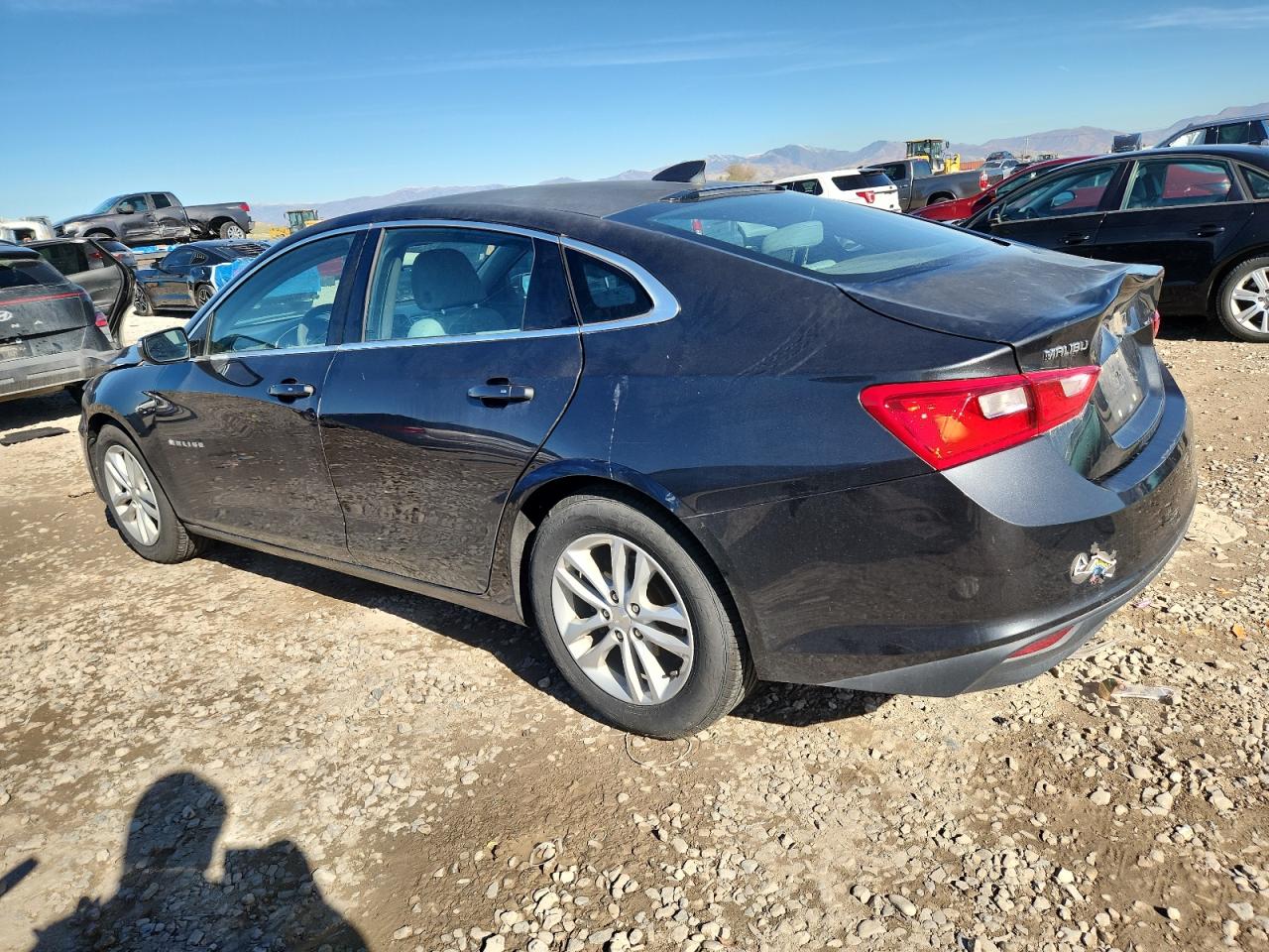 2016 CHEV Malibu VIN 1G1ZE5ST0GF271508 photo 2
