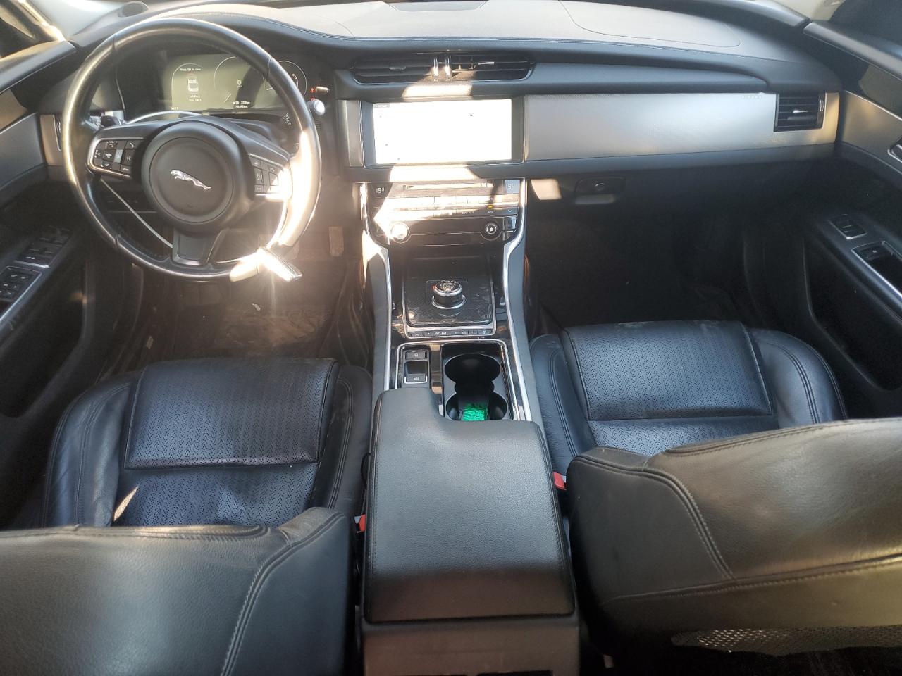 2017 JAGUAR Xf VIN SAJBK4BV0HCY43016 photo 8