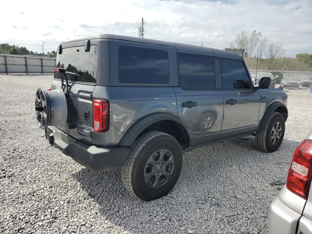 2024 Ford Bronco big VIN 1FMDE7BH4RLB37111 photo 3