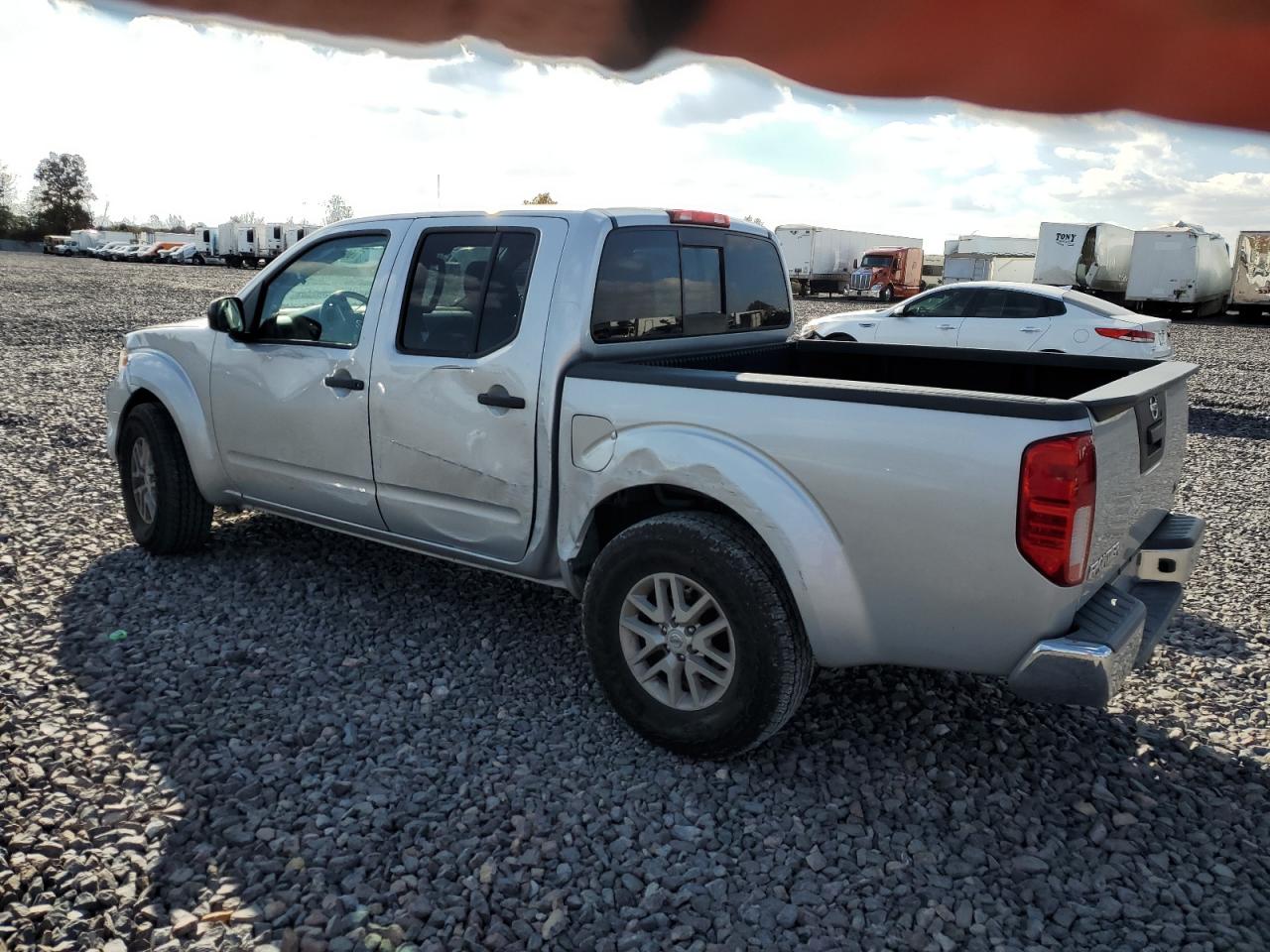 2019 NISS Frontier VIN 1N6AD0ERXKN785792 photo 2