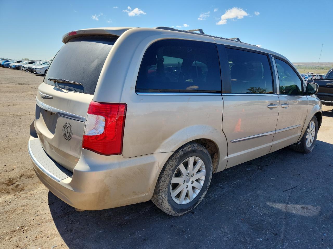 2014 Chrysler Minivan VIN 2C4RC1BG5ER297715 photo 3